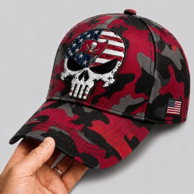 Alternative view of Tampa Bay Buccaneers | Premium NFL Skull Camo Classic Cap
